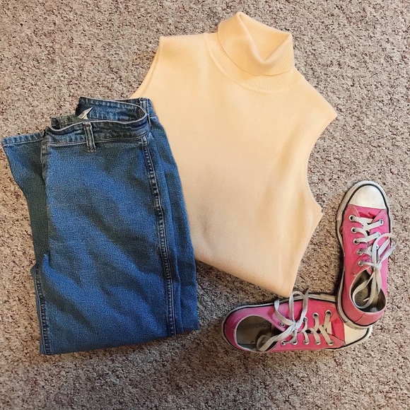 Tops - 80’s/90’s Style Top/TurtleNeck